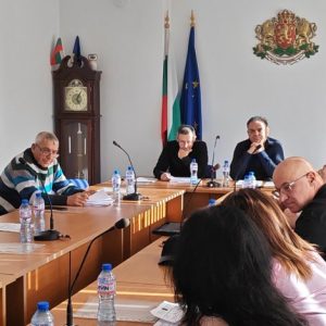 „Не си го написал ти“: Кметът на Борино остро към съветник, поискал прозрачност при търговете на общината